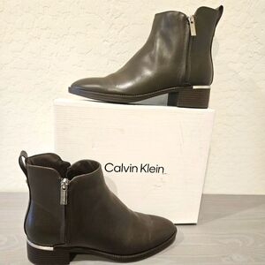 Calvin Klein Women's Dark Brown Ankle Booties Sz 9.5M